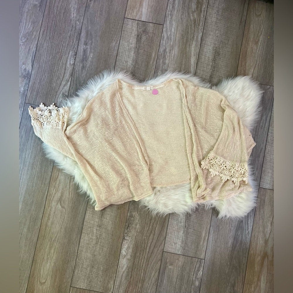 COCO + JAMESON | Elegant Cream Crocheted Shrug Sweater Wrap (XL)